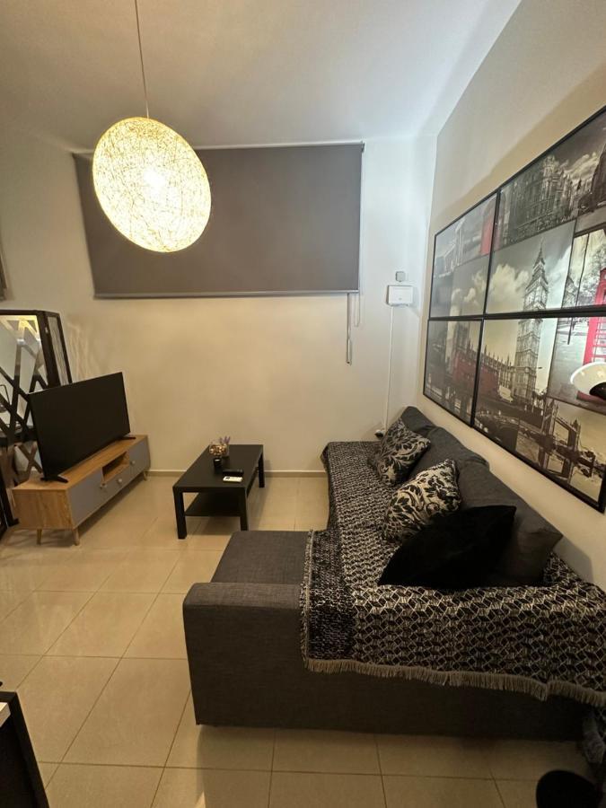 Elegant Escapes 5 Apartment Athena Bagian luar foto