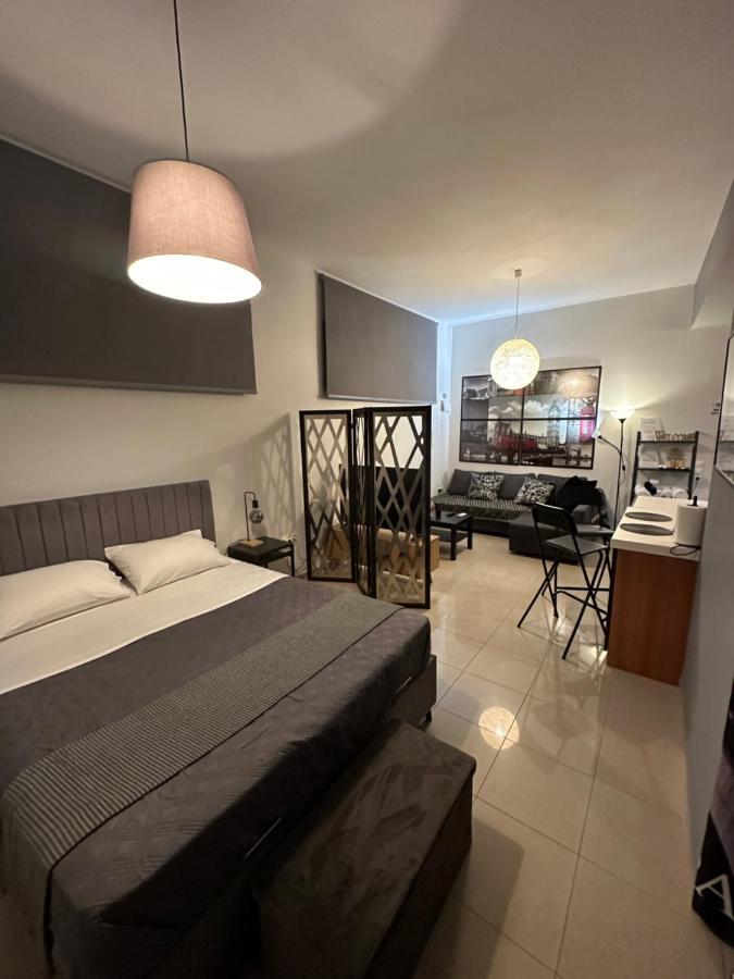 Elegant Escapes 5 Apartment Athena Bagian luar foto